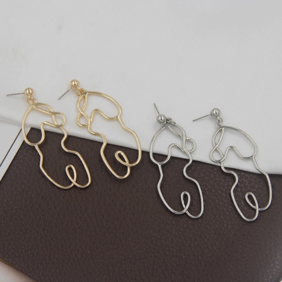 Picasso Art Feminist Minimalist Figure Earrings - Picture 6 of 7